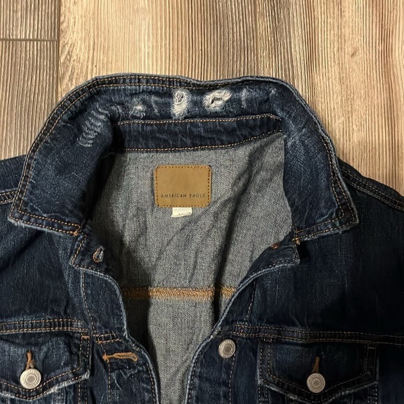 AE Distressed Jean Jacket M - Picture 2 of 3
